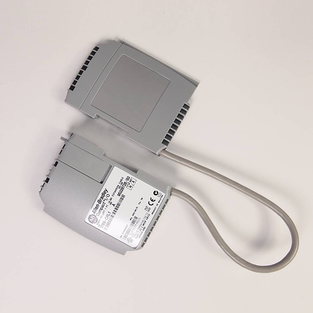 Allen-Bradley CMPLX 0.3 m Right to Left Bus Exp Cable