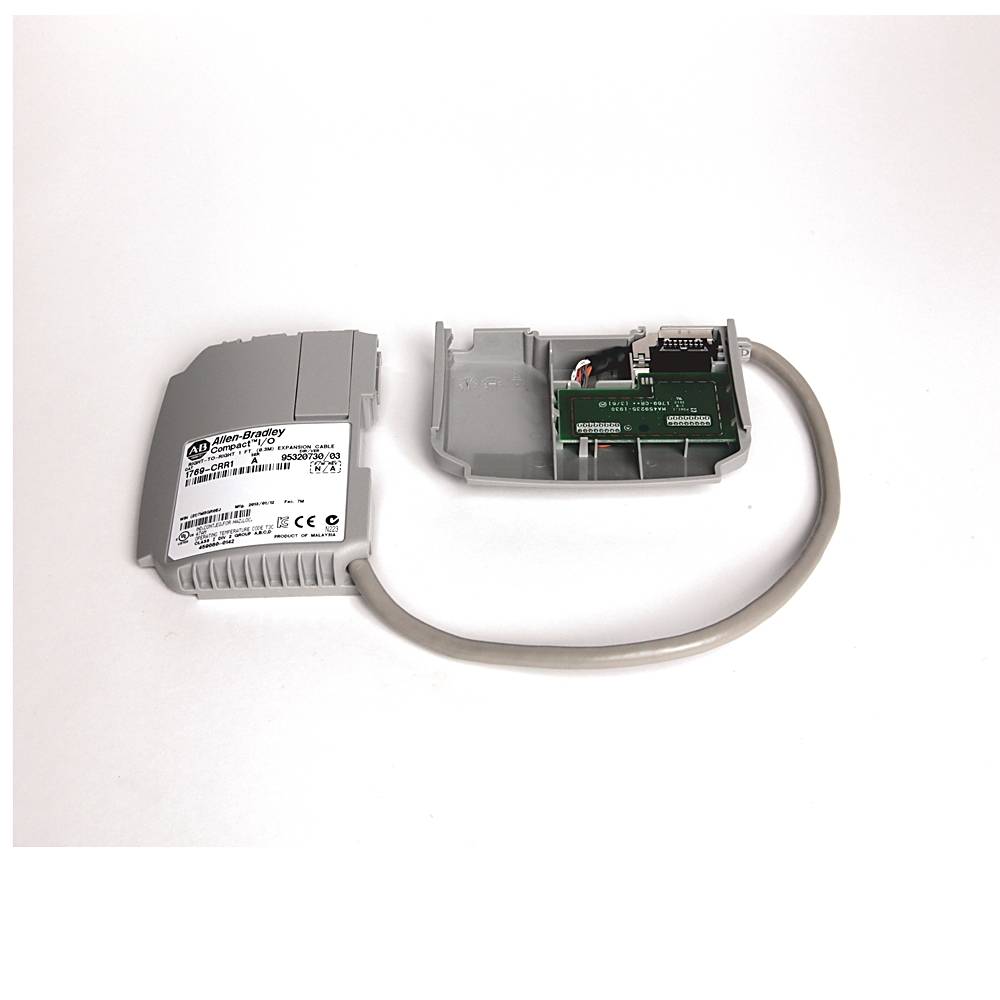 Allen-Bradley CMPLX 0.3 m Right to Right Bus Exp Cable