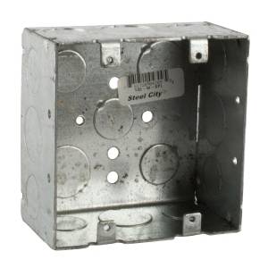 30.3 Cu Inch, 13-Knockout, Thomas & Betts Corporation 132-W-SPL Conduit Gang Box