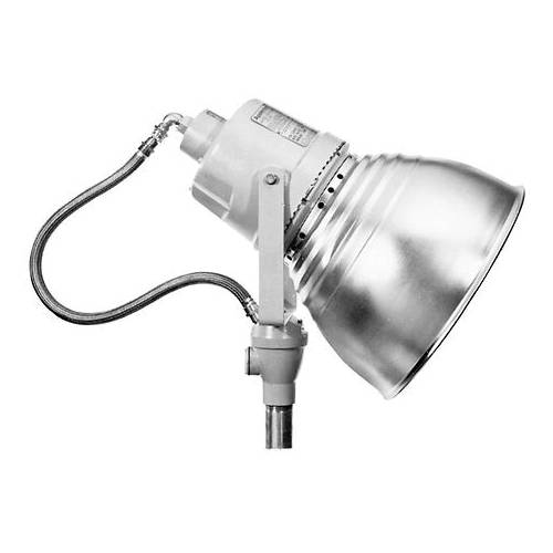 Appleton® CFP400GMT CodeMaster™ 2 Explosionproof Factory Sealed HID Floodlight Fixture With Trunnion 3/4 in Hub, Guard, Pulse Start Metal Halide Lamp, 120/208/240/277 VAC, Epoxy-Clad Housing