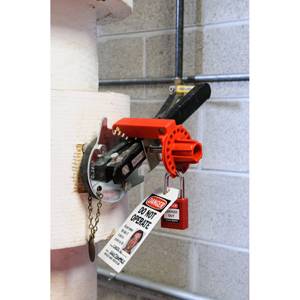 Brady Worldwide Inc. 121505 Butterfly Valve Lockout