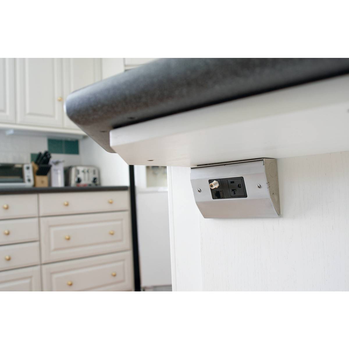 Bryant Electric tradeSELECT® Wiring Device-Kellems RU200SS Deep Standard Under Cabinet Distribution Box, Stamped Steel, 1 Gangs