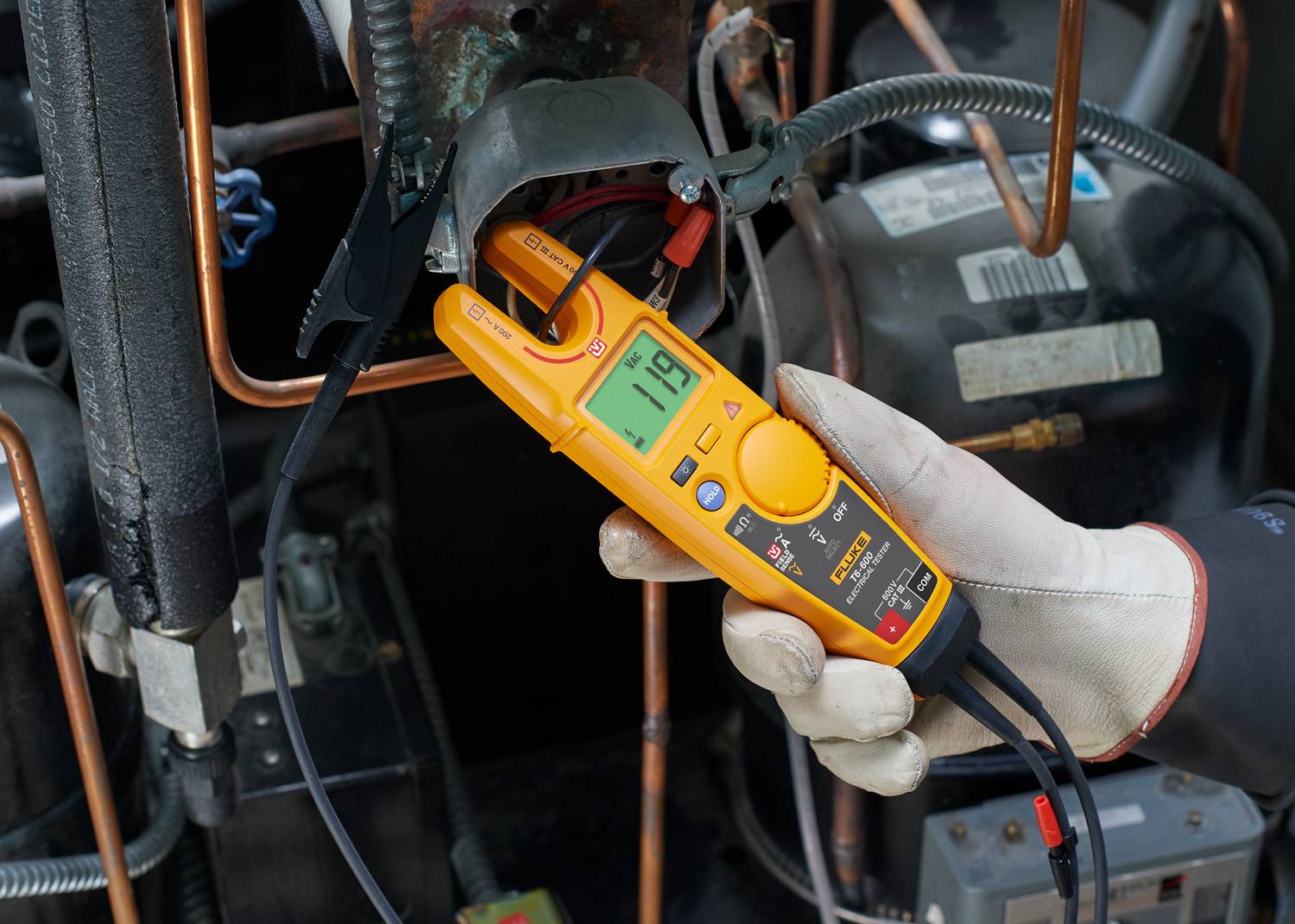 Fluke® T6-600 Electrical Tester, 200 A, 1 to 100 kOhm