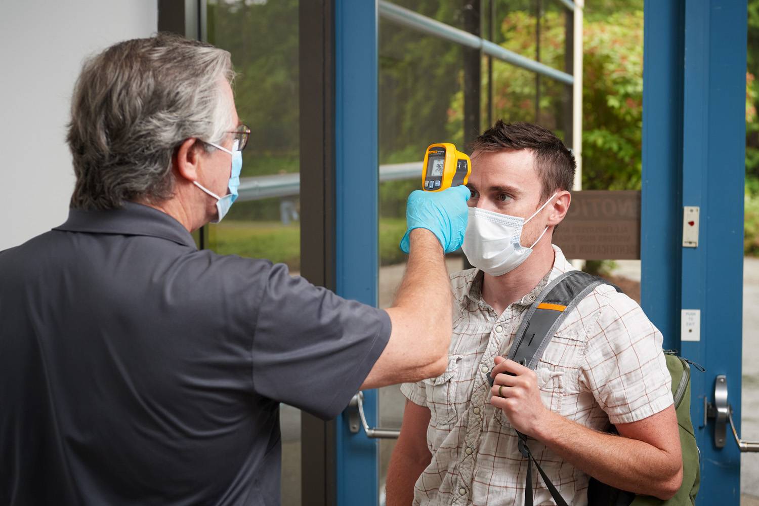 Fluke® FLUKE-67 MAX/AM Clinical Infrared Thermometer, 71.6 to 109.4 deg F, +/- 0.5 deg F Accuracy, 0.98, AA Battery