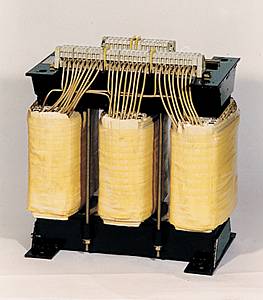 Siemens SITAS 4AP30428BC400HA0 Isolation Transformer, 500/400/289/230 VAC Primary, 400/200 VAC Secondary, 4/20 kVA Power Rating, 50/60 Hz, 3 Phase