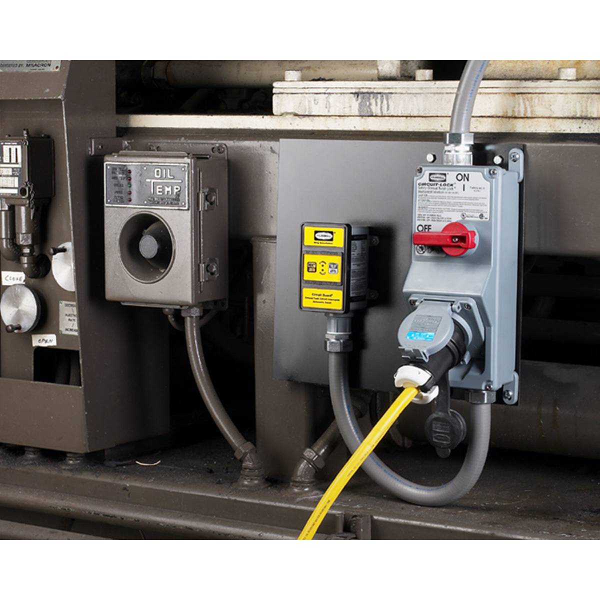 Wiring Device-Kellems Circuit Guard® GFHW23115 3-Wire Automatic Multi-Strand Fabricated Hard Wired GFCI With Audible Alarm, 240 VAC, 30 A, 7200 W Power Rating, NEMA 4X Enclosure, Thermoplastic