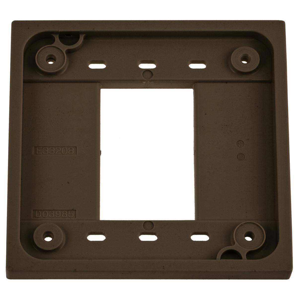 Wiring Device-Kellems HBL4AP Quad Straight Blade Standard Receptacle Adapter Plate, 4.78 in L x 4.78 in W x 0.58 in D, For Use With 1, 2-Gang, 4 in Square Device Box, QuadPlex® Receptacle, Polycarbonate