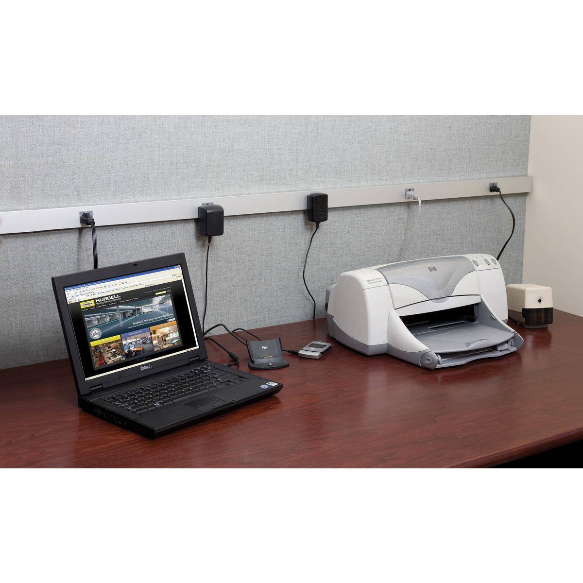 PREMISE WIRING PlugTrak® HBLALU24GB306 Fully Insulated Pre-Wired Standard Metallic Raceway, 38 in L x 3 in W x 1.6 in H, Aluminum