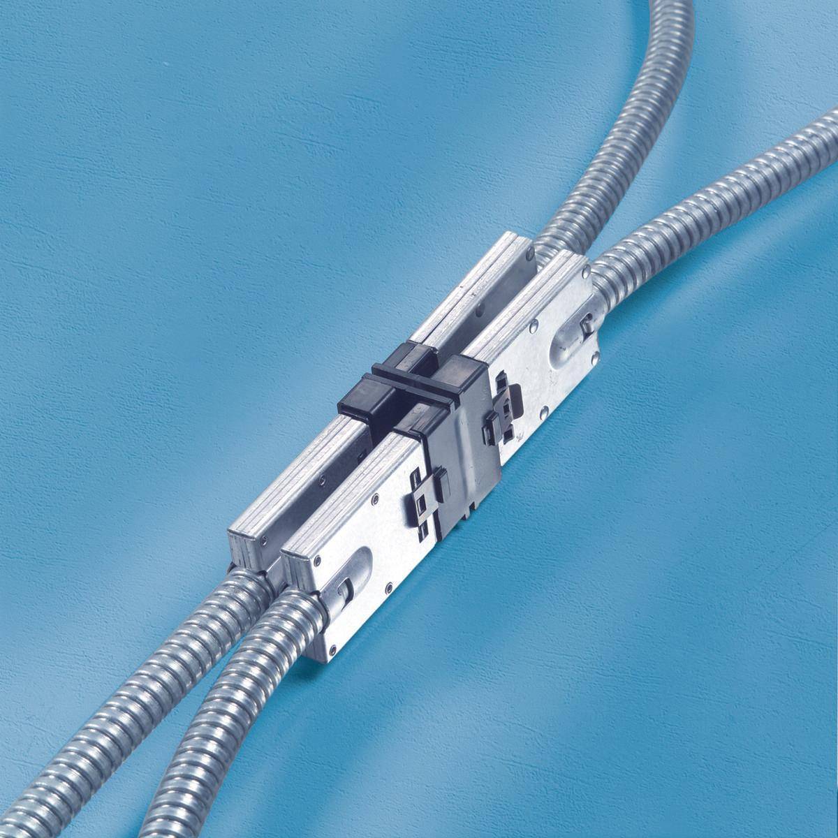 Wiring Device-Kellems SPLITTER422 Standard Splitter Module, For Use With 4/2/2 Connexion Zone Distribution System, 20 A at 120/208 VAC, 10/12 AWG Copper, Floor Mounting, Composite